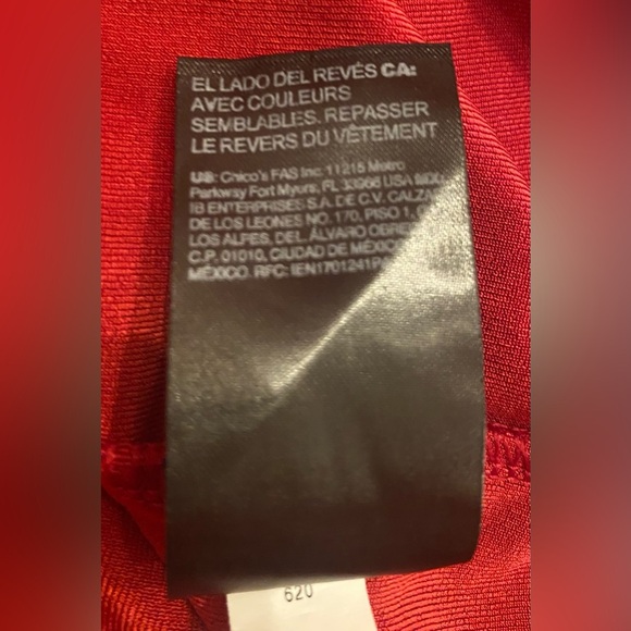 Chico’s Travelers Woman’s Stretch Tank Top Size 1/Medium - Picture 6 of 6